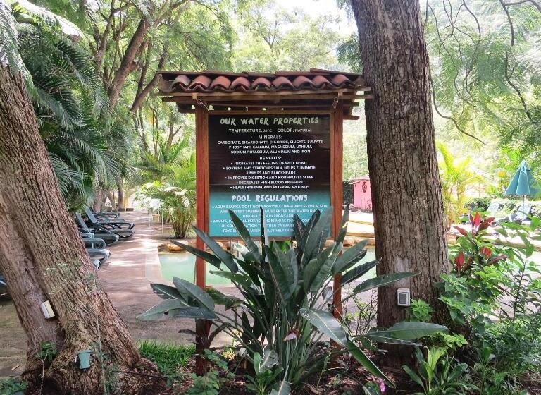 فندق Agua Blanca