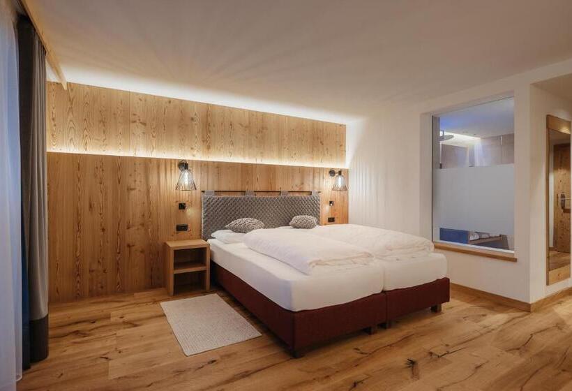ホテル Albergo Posta Pederoa