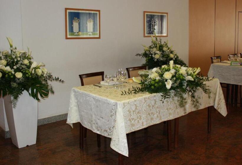 فندق Albergo Ristorante Cicin