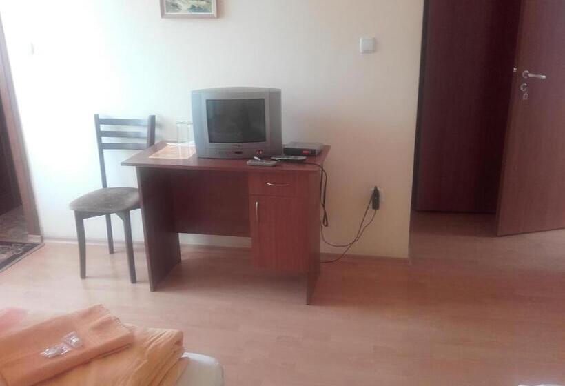 בית מלון כפרי Aleksievata Kashta