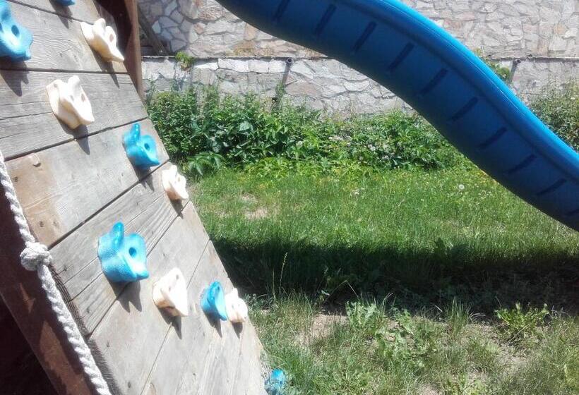 בית מלון כפרי Aleksievata Kashta