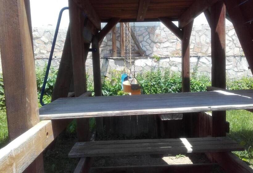 בית מלון כפרי Aleksievata Kashta