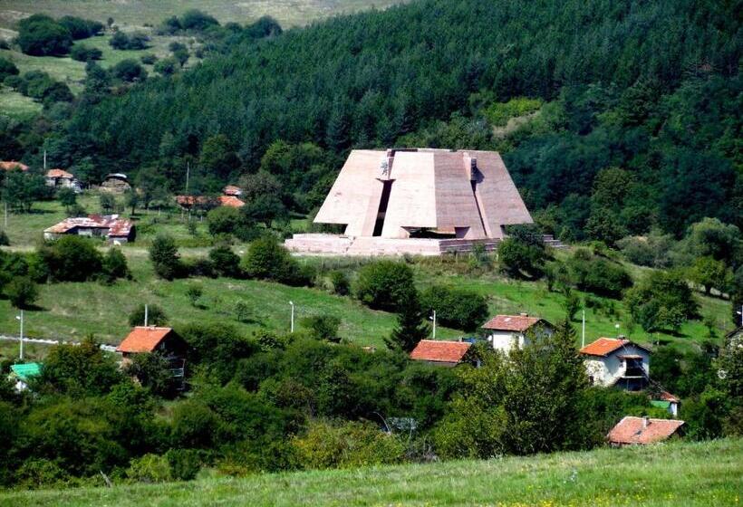 בית מלון כפרי Aleksievata Kashta