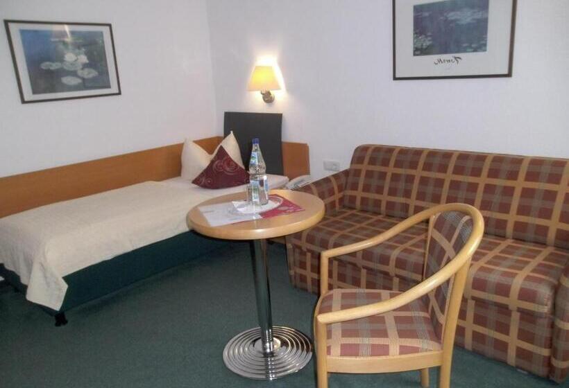 호텔 Am Wald  Garni