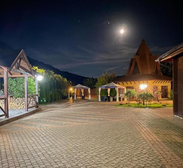 בית מלון כפרי Belle Royalle