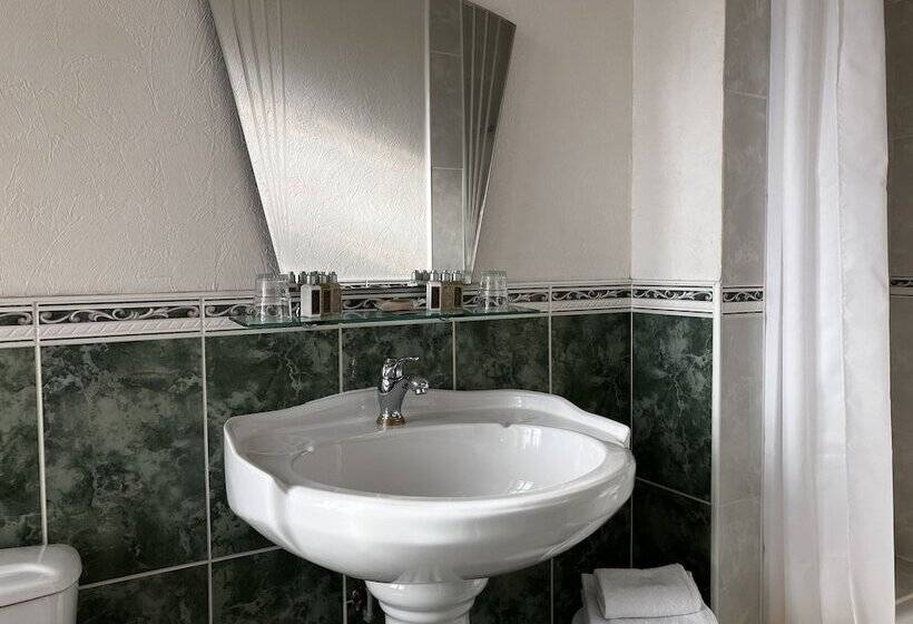 Отель Chateau D'aubry