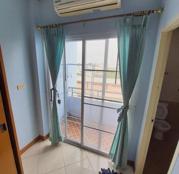 ホテル Chonnatee Residence