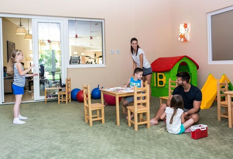 בית מלון כפרי Colosseum