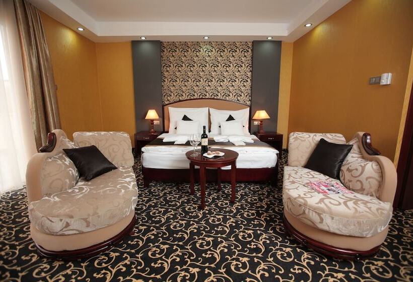 בית מלון כפרי Colosseum