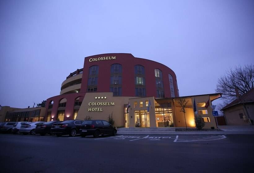 בית מלון כפרי Colosseum