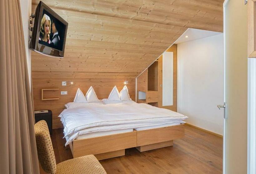 فندق Edelweiss Blatten Lötschental