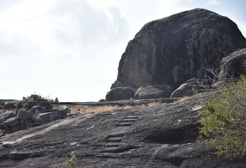 호텔 Explorer By Eco Team Kumana National Park