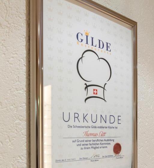 בית מלון כפרי Gasthof Kreuz Mühledorf