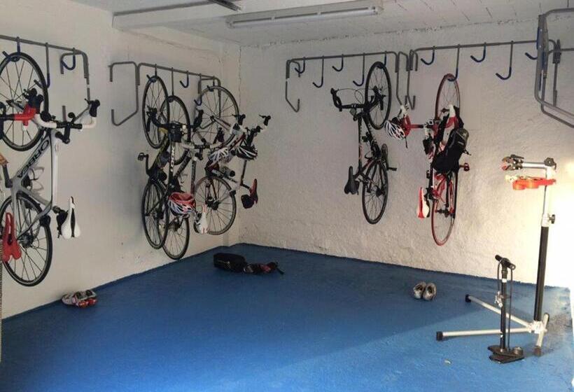 酒店 Hôtel Chez Pierre D'agos