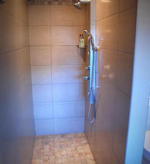 בית מלון כפרי Kathuhari Guesthouse