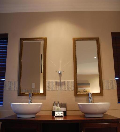 בית מלון כפרי Kathuhari Guesthouse