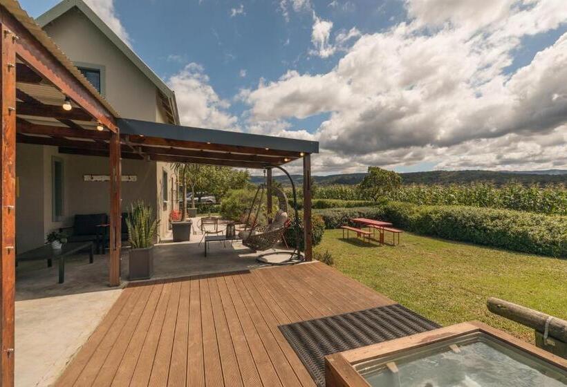 فندق Libertas Guest Farm