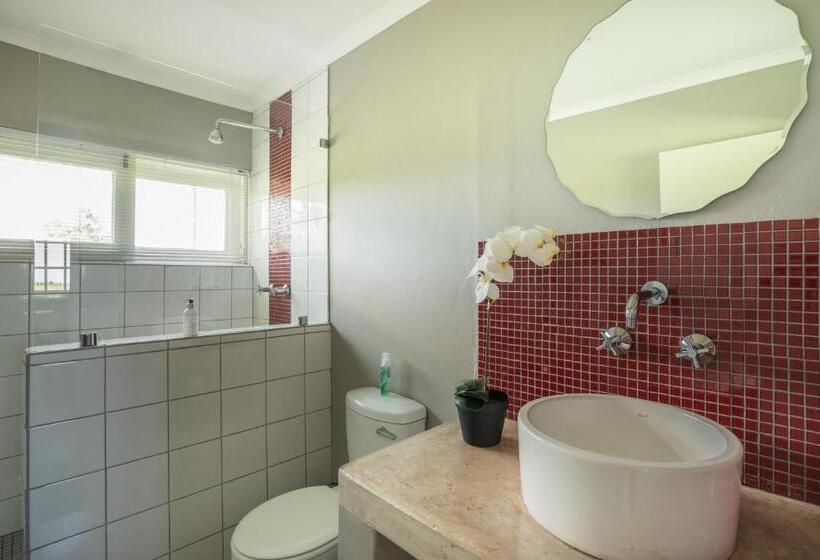 فندق Libertas Guest Farm