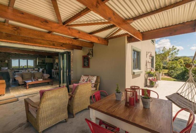 فندق Libertas Guest Farm