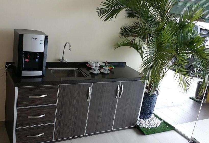 בית מלון כפרי Mass