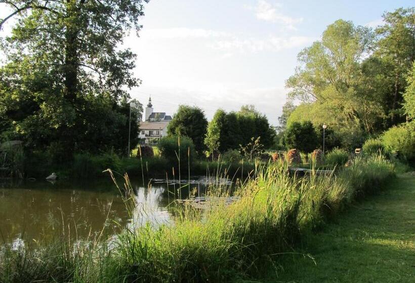 호텔 Mlyn   Jihlava