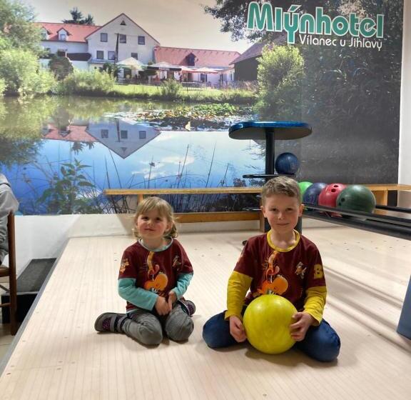 호텔 Mlyn   Jihlava