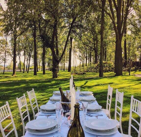 בית מלון כפרי Panství Dlouhá Lhota