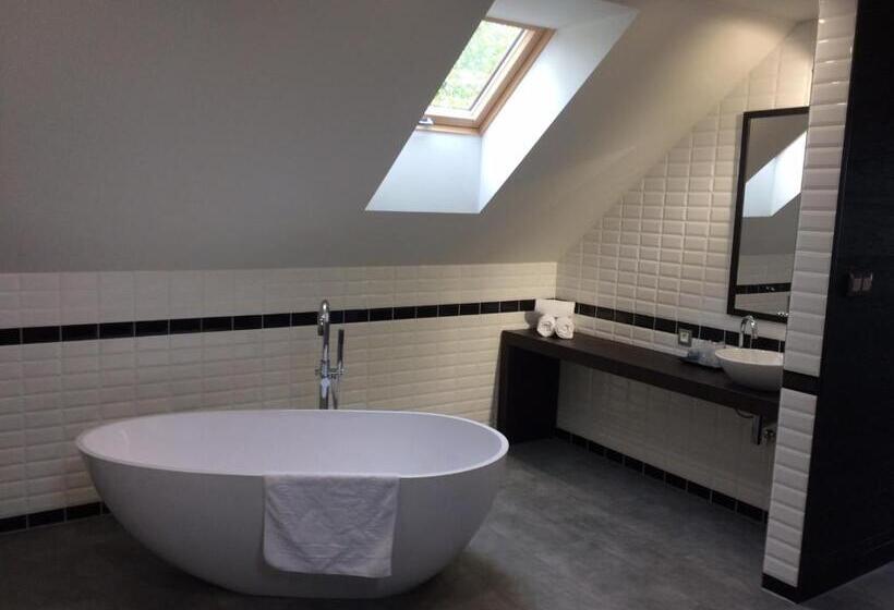 בית מלון כפרי Panství Dlouhá Lhota