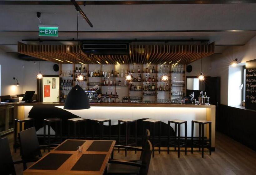 בית מלון כפרי Panství Dlouhá Lhota