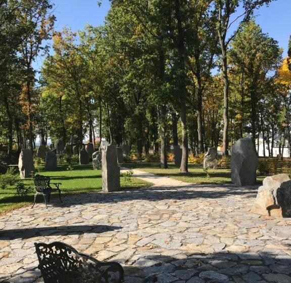 בית מלון כפרי Panství Dlouhá Lhota