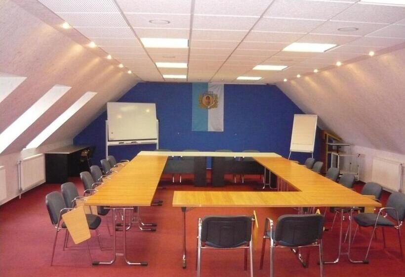 호텔 Patyi étterem és