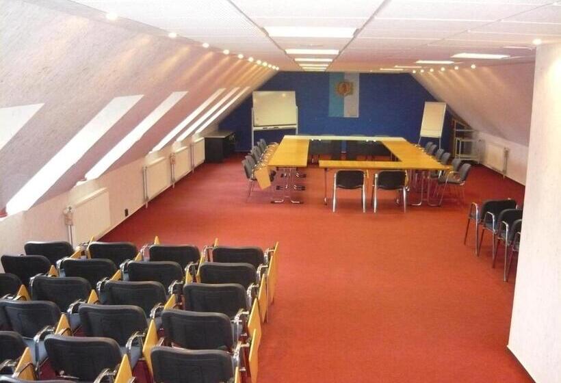 호텔 Patyi étterem és