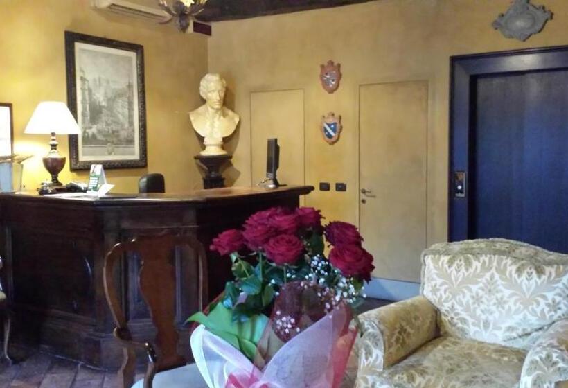 ホテル Residenza Torre Di San Martino