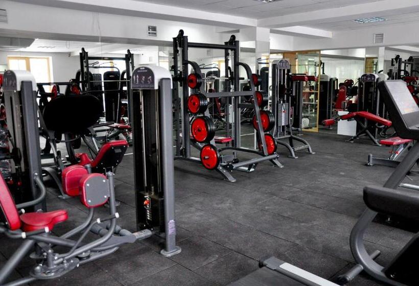 فندق Resort&spa Kamelot