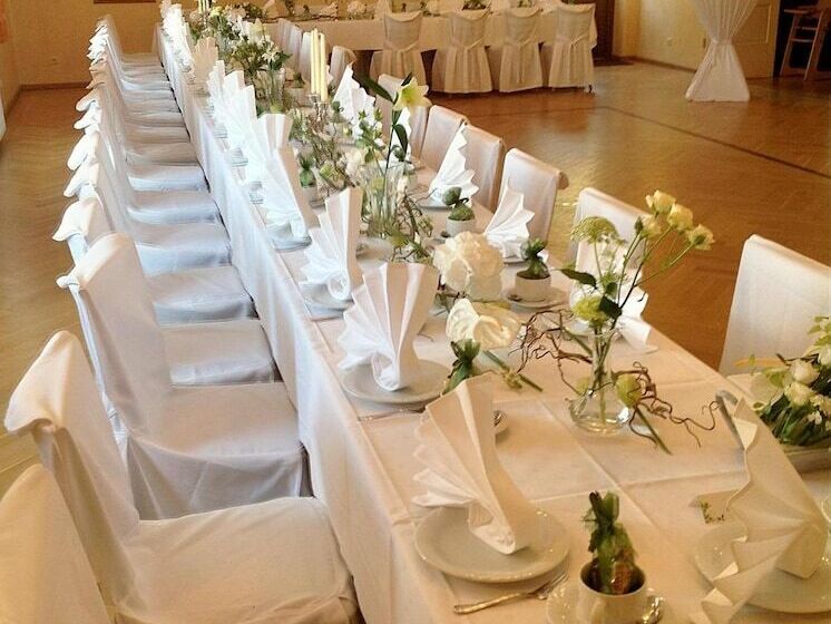 酒店 Restaurant Alter Krug Kallinchen