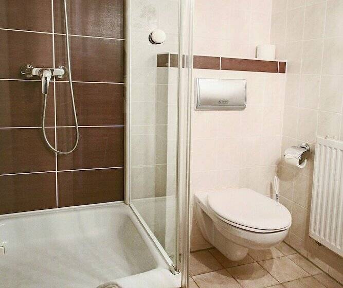 酒店 Restaurant Alter Krug Kallinchen