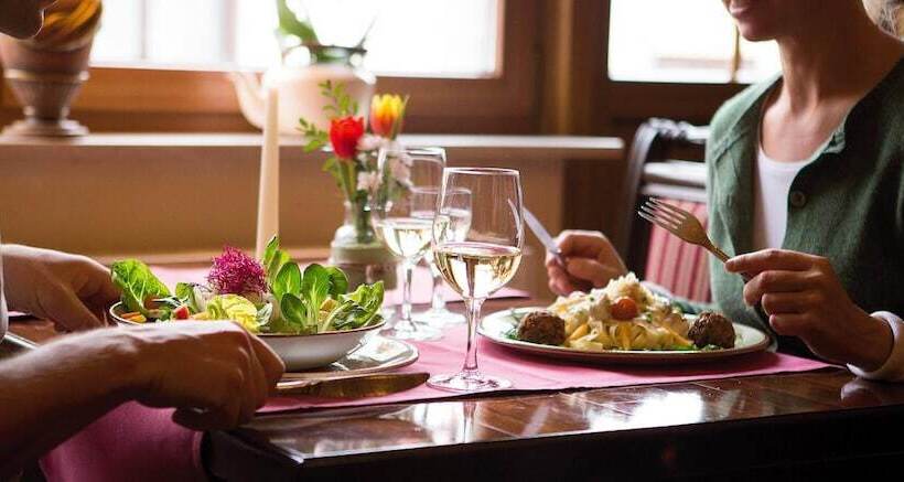 בית מלון כפרי Restaurant Alter Krug Kallinchen