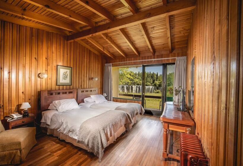 Отель Salto Del Laja