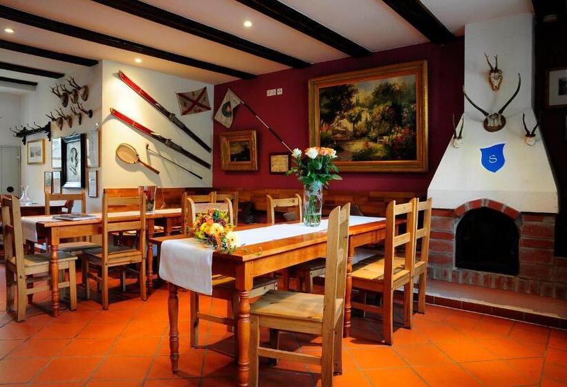 בית מלון כפרי Schlossresidenz Heitzenhofen