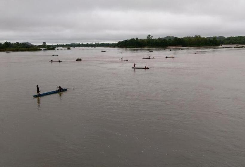 בית מלון כפרי Senesothxuene