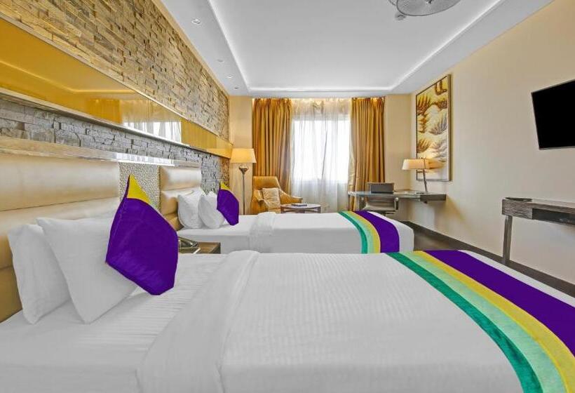 בית מלון כפרי Treebo Premium Arista