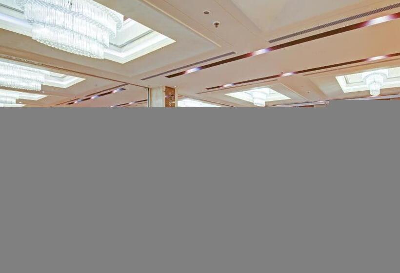 בית מלון כפרי Treebo Premium Arista