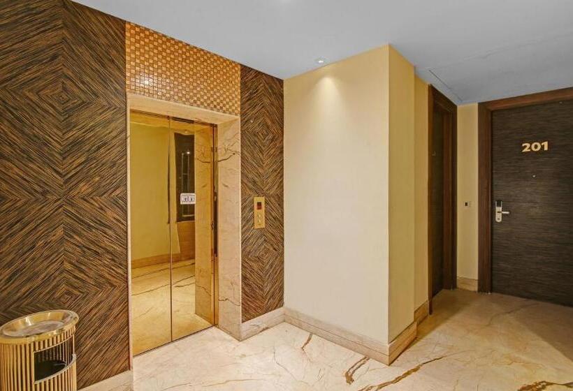 בית מלון כפרי Treebo Premium Arista