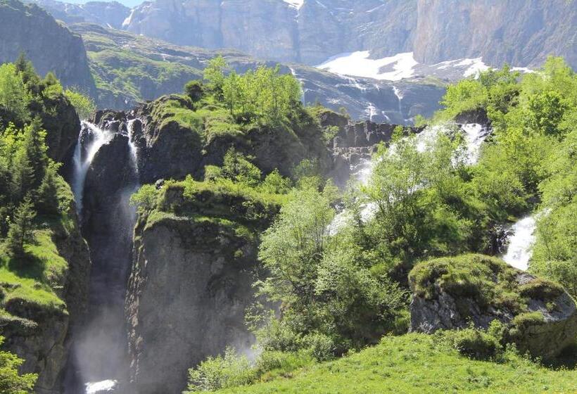 בית מלון כפרי Urirotstock