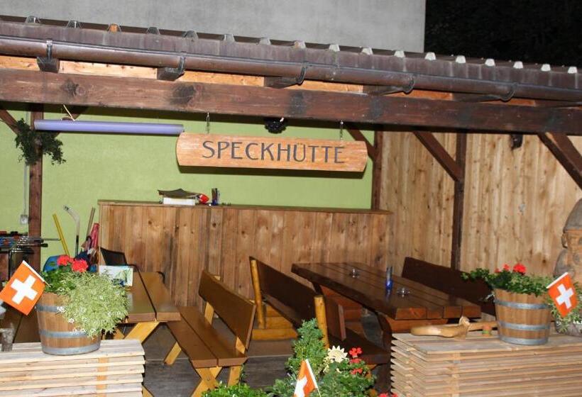 فندق Urirotstock