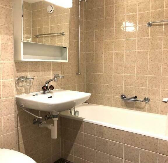 فندق Weisses Kreuz Bergün