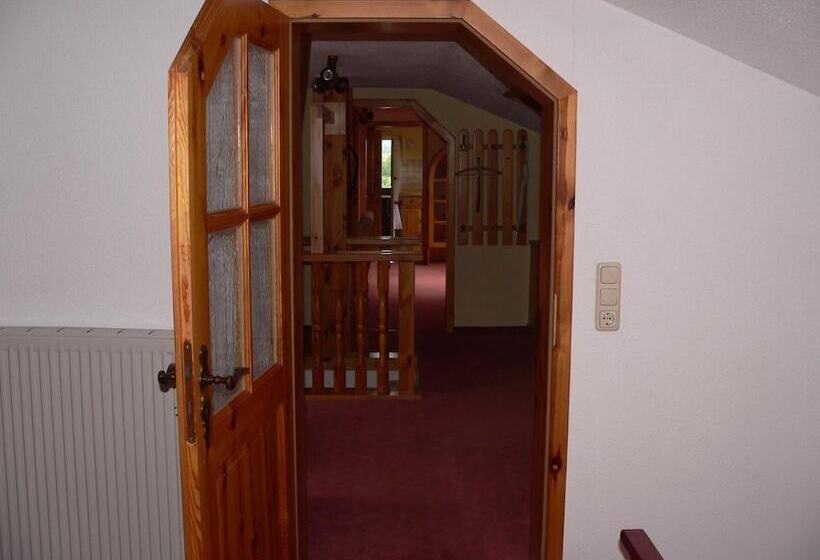 ホテル Zum Friedl