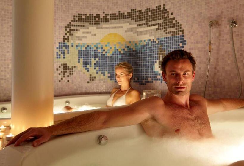 호텔 Zum Löwen   Al Leone