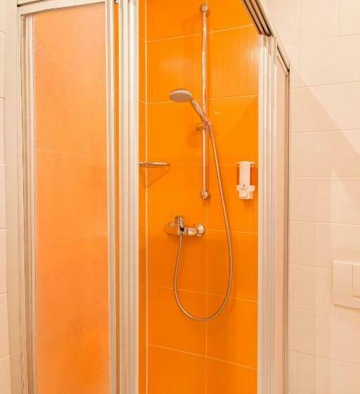 Отель Zur Linde