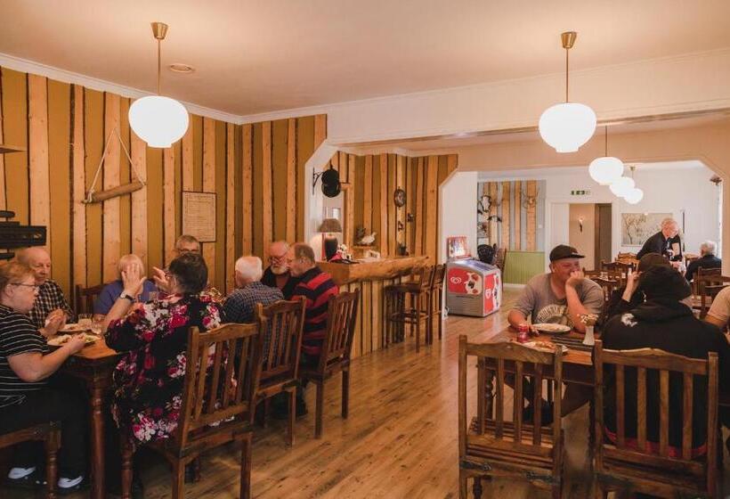 Järjagården Hostel